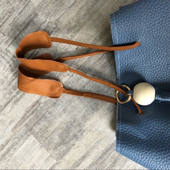 Faux Leather Bucket Bag Purse - Picture 8 of 8